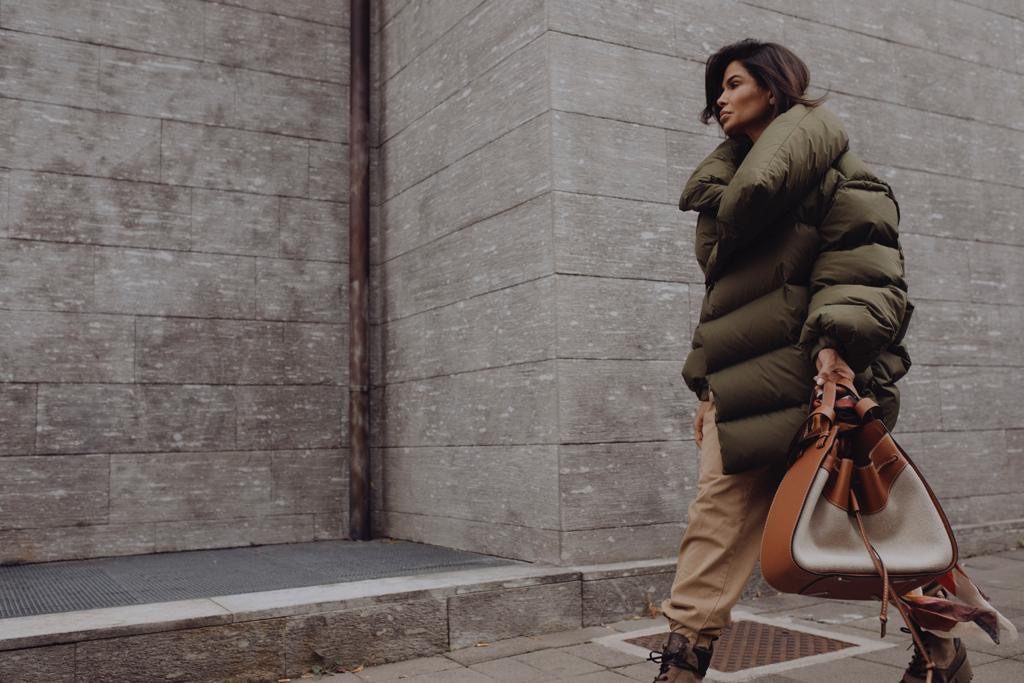 Victoria Barbara Street Style wearing Loewe