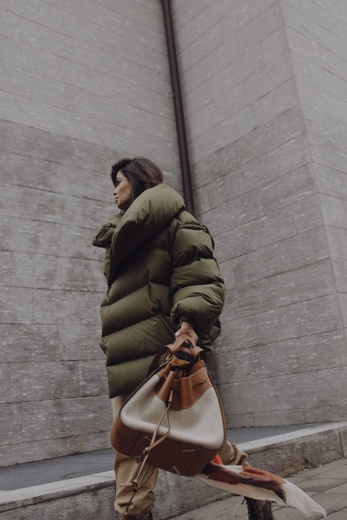 Victoria Barbara Street Style wearing Loewe