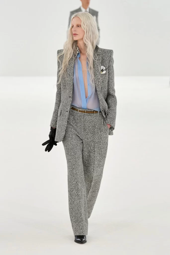 Classic tailoring redefined with ease — relaxed, confident, and undeniably polished at Tom Ford Fall Winter 2026 runway show
