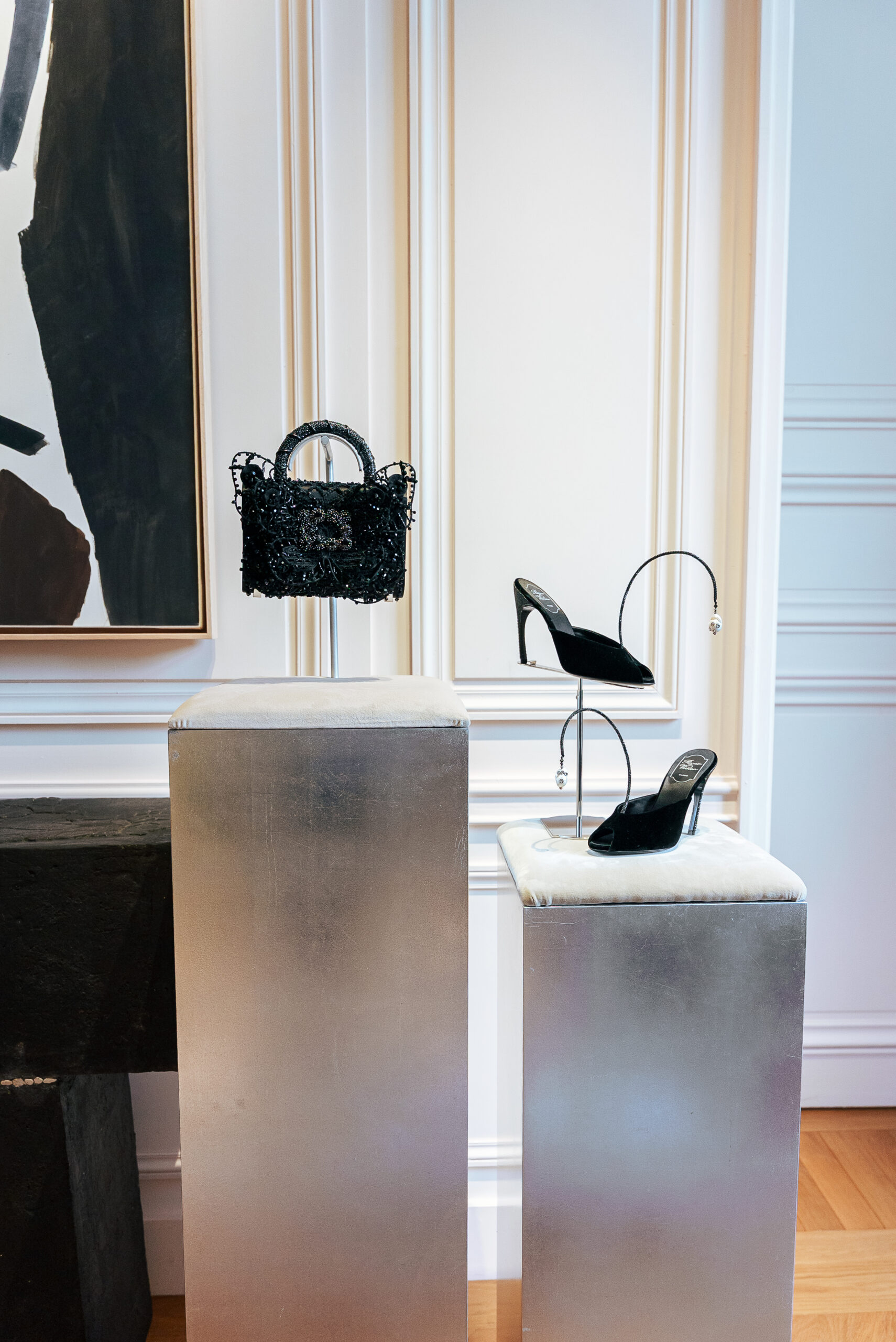 Roger Vivier black crystal handbag and velvet heels Pièce Unique Fall Winter 2026–2027